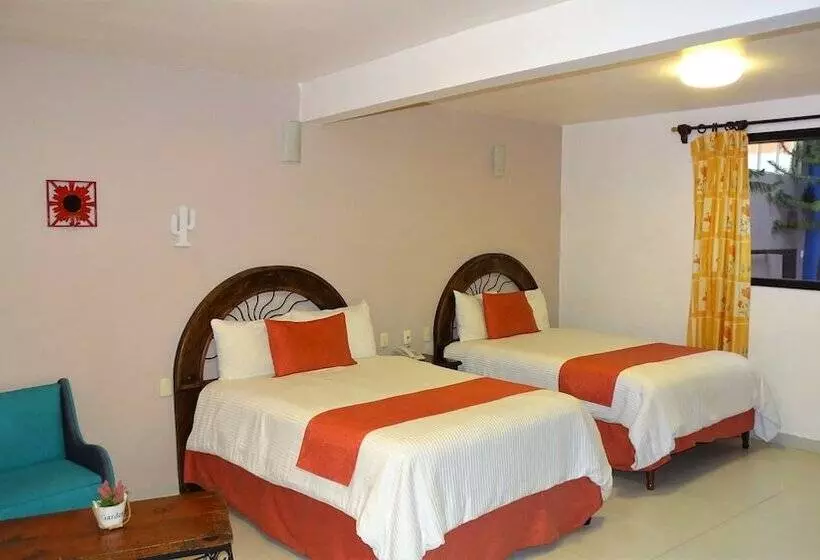 Hotel Jardines Del Carmen