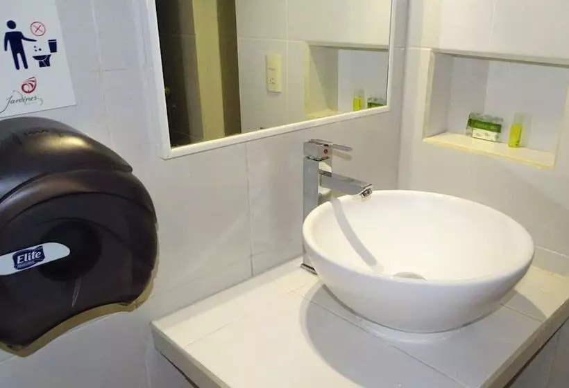 Hotel Jardines Del Carmen