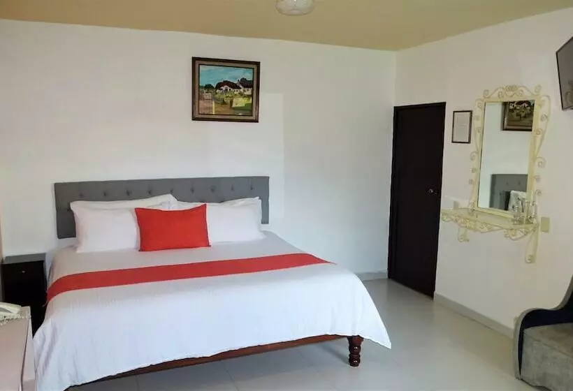 Hotel Jardines Del Carmen