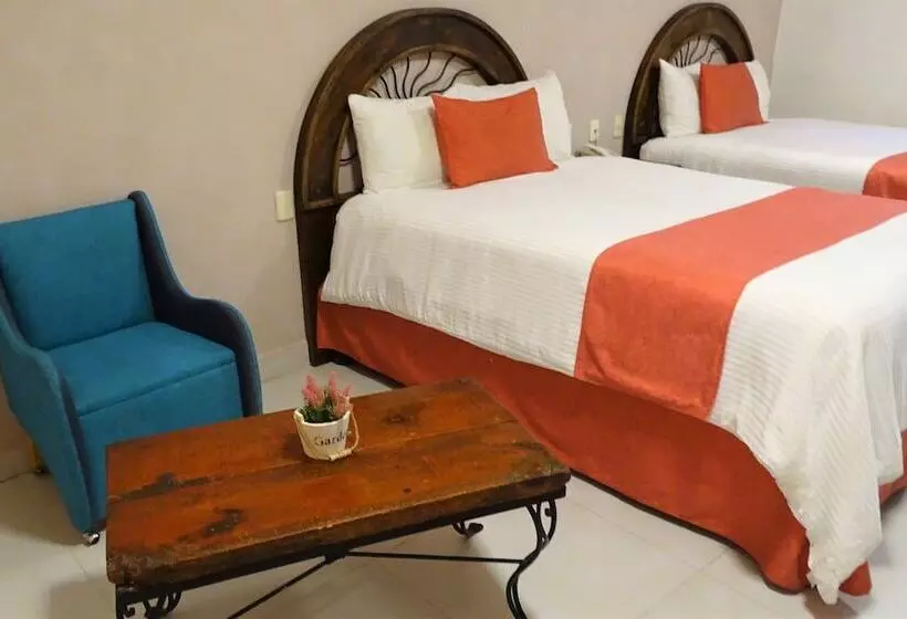 Hotel Jardines Del Carmen