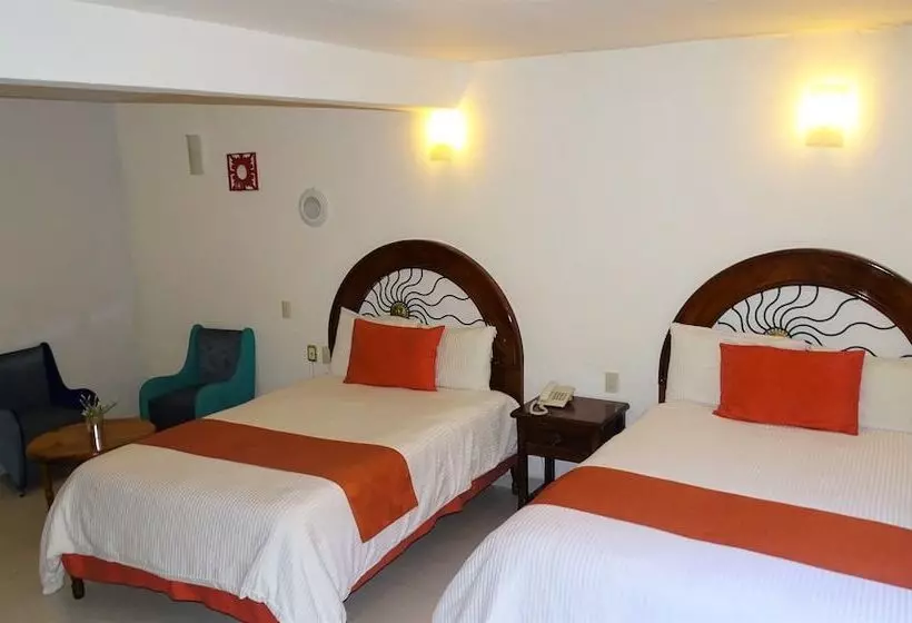 Hotel Jardines Del Carmen