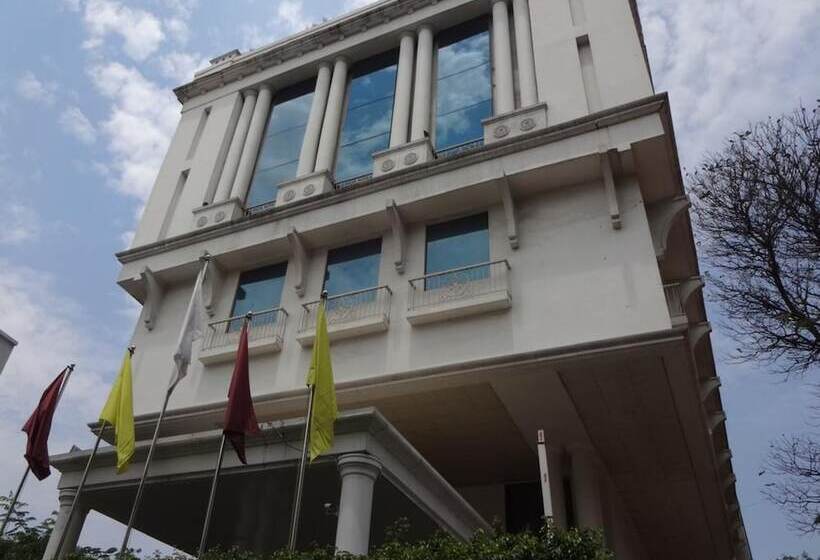 فندق J.p. Cordial