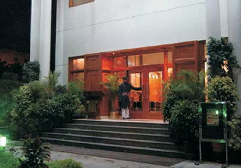 Hotel J.p. Cordial