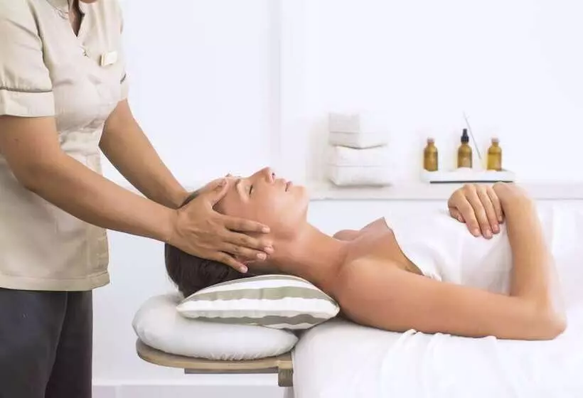 בית מלון כפרי Karma Jimbaran