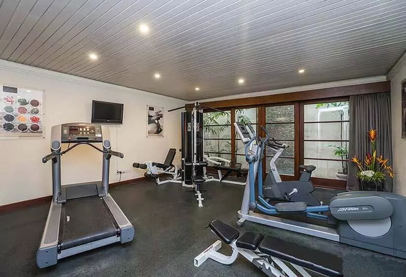 בית מלון כפרי Karma Jimbaran