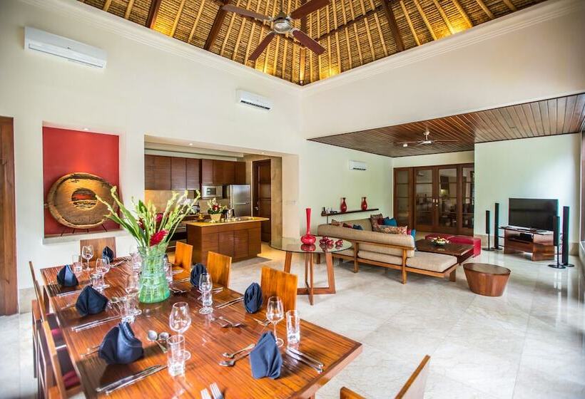 בית מלון כפרי Karma Jimbaran