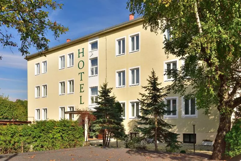 בית מלון כפרי Orient Zagreb