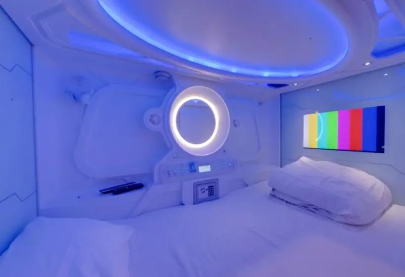 Отель Regal Enclave