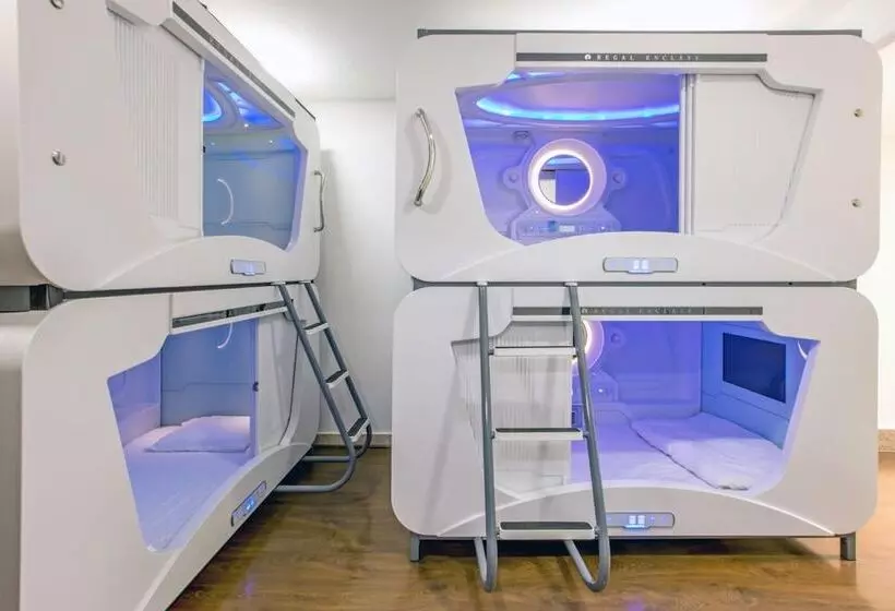 Отель Regal Enclave