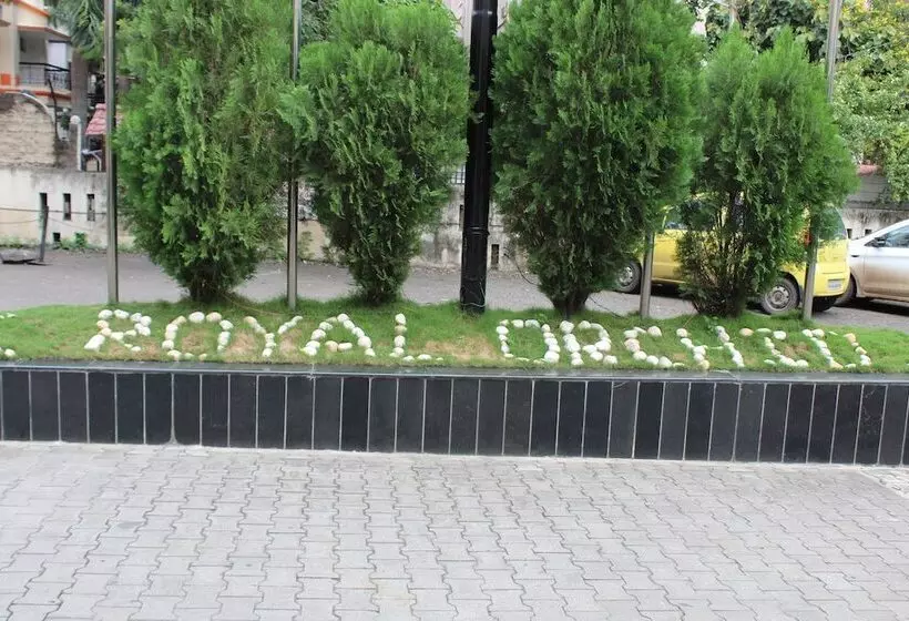 فندق Royal Orchid Golden Suites Pune