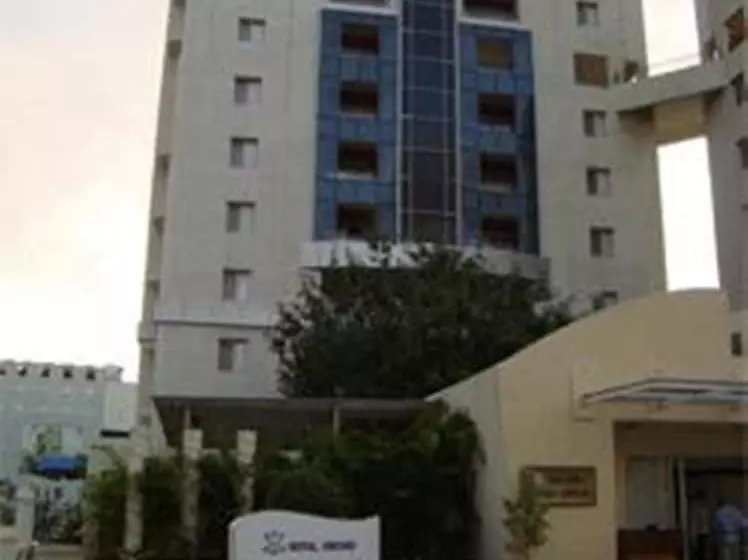 فندق Royal Orchid Golden Suites Pune