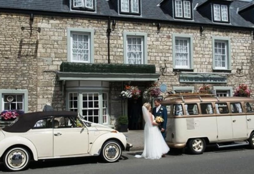 فندق The Bear, Cowbridge