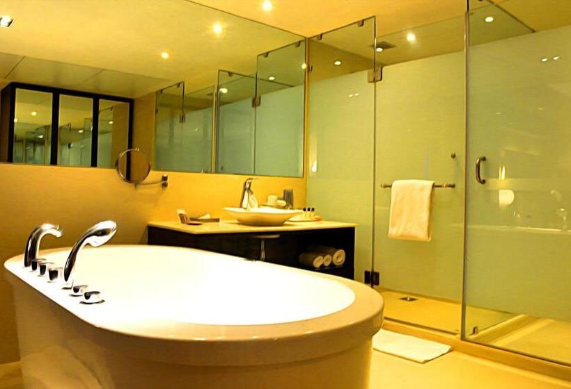 The Pride Hotel, Bangalore