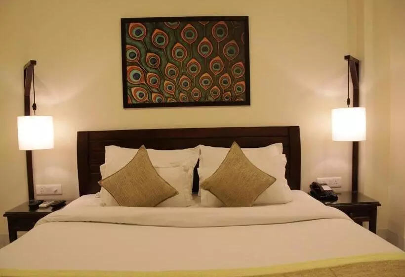 Tripli Hotels Shambhu Villas
