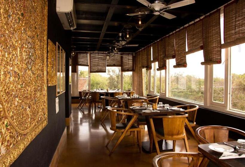 Tripli Hotels Shambhu Villas