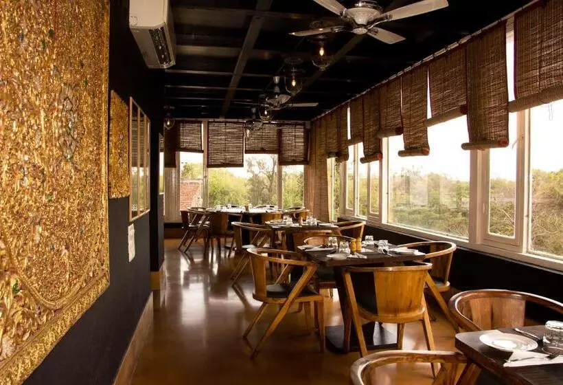 Tripli Hotels Shambhu Villas