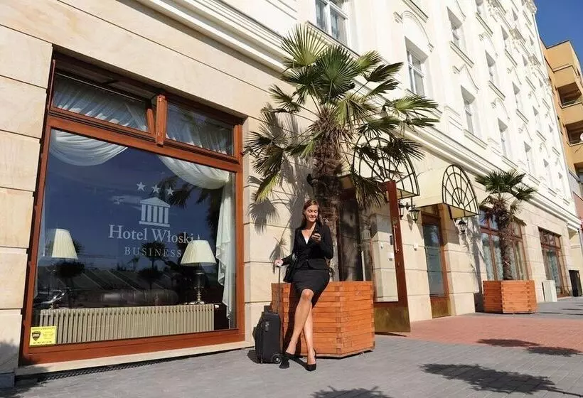 ホテル Włoski Italia Boutique Old Town Poznań