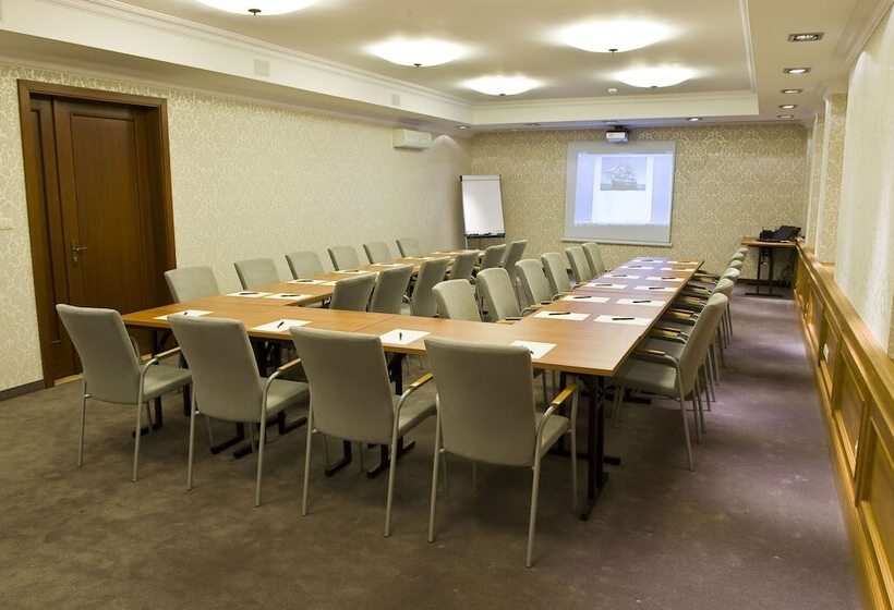 ホテル Włoski Italia Boutique Old Town Poznań