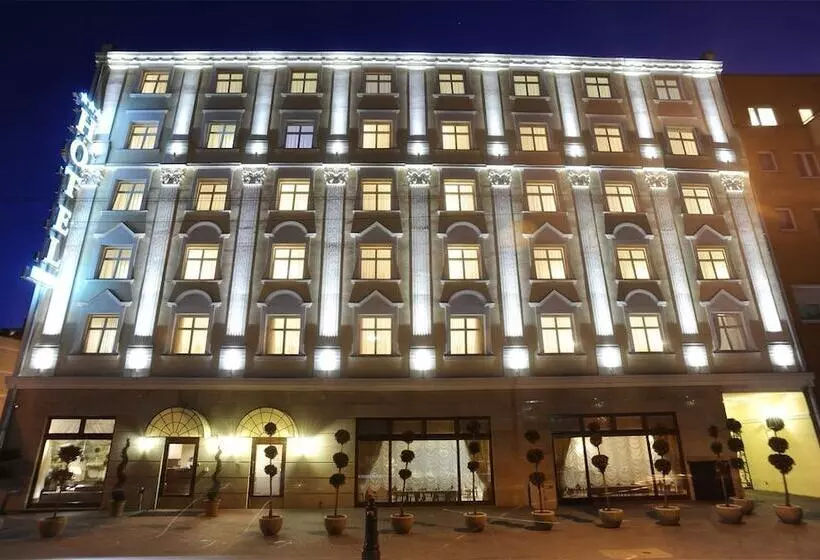 ホテル Włoski Italia Boutique Old Town Poznań