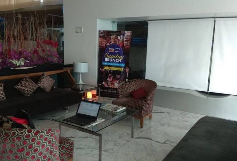 هتل Yogi Executive, Navi Mumbai