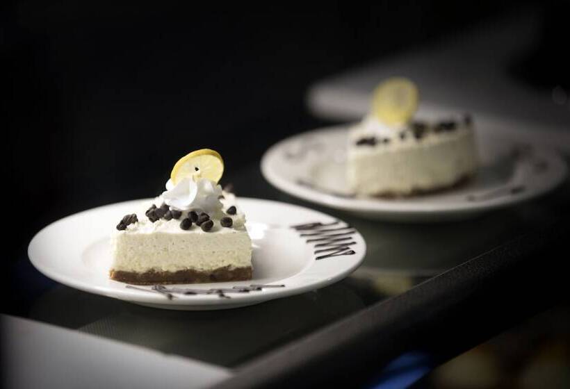 هتل Yogi Executive, Navi Mumbai