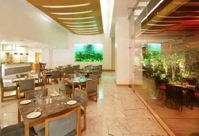 هتل Yogi Executive, Navi Mumbai