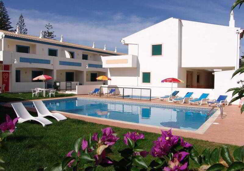 Oasis Beach Apartments