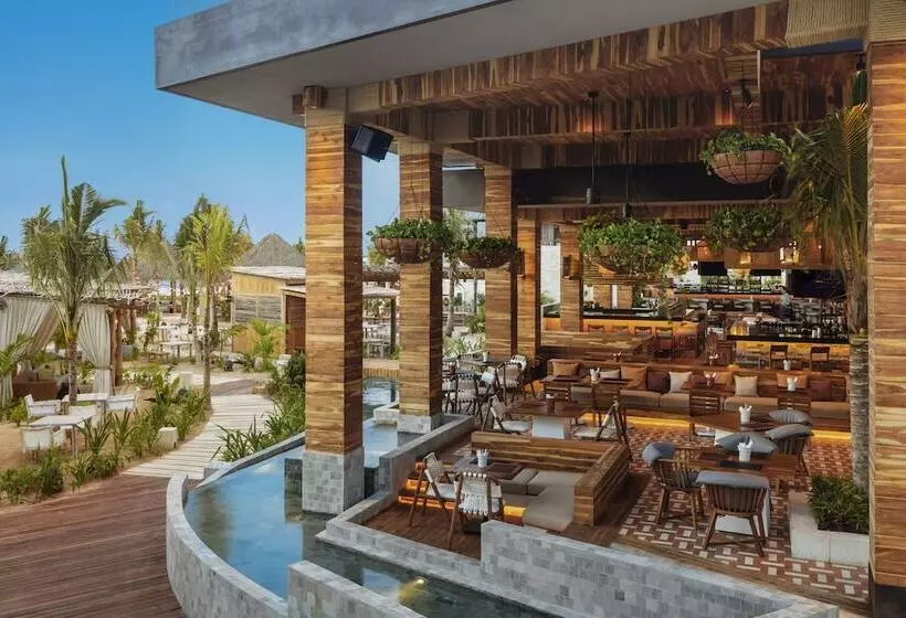 Jungala Park Hotel At Vidantaworld Riviera Maya