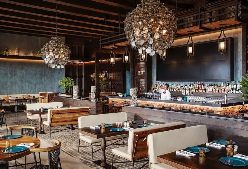 Jungala Park Hotel At Vidantaworld Riviera Maya