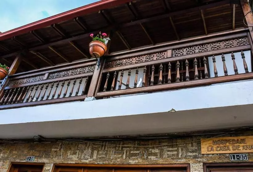 تختخواب و صبحانه La Casa De Ana