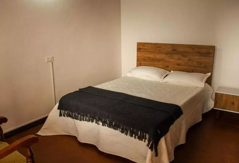 تختخواب و صبحانه La Casa De Ana
