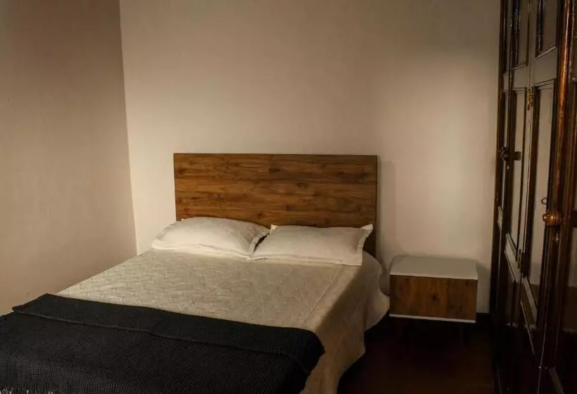 تختخواب و صبحانه La Casa De Ana