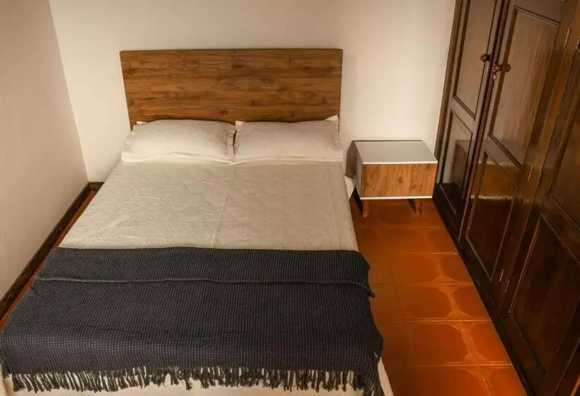 تختخواب و صبحانه La Casa De Ana