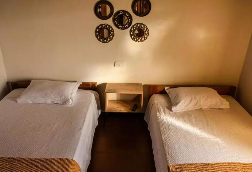 تختخواب و صبحانه La Casa De Ana