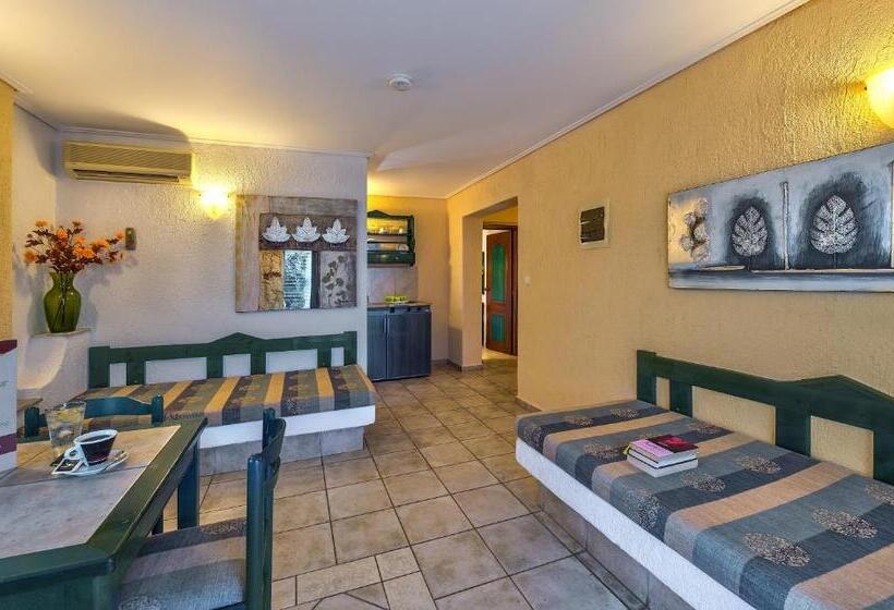 هتل Castle Suites