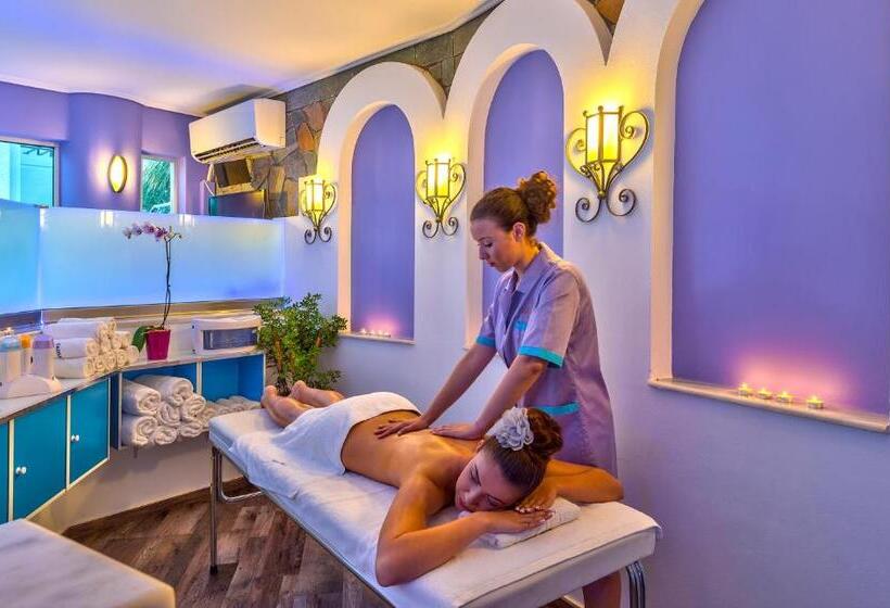 هتل Castle Suites