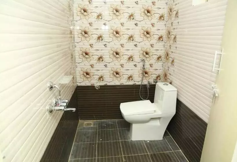 Hotelli Cnr Residency