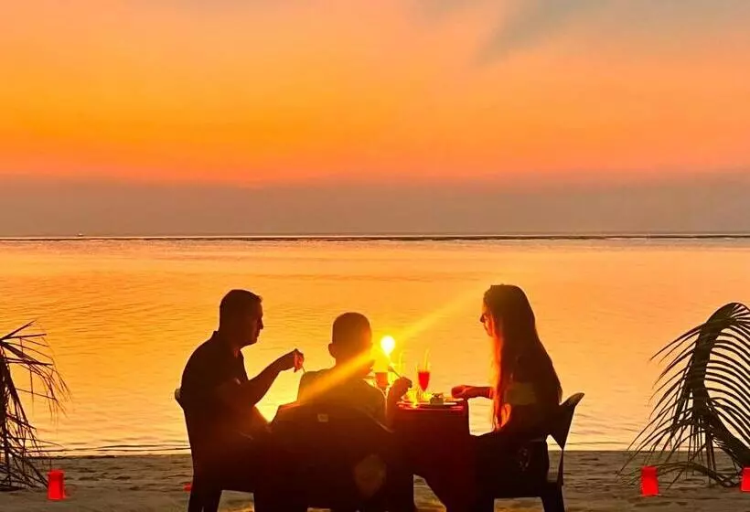 پانسیون Manta Stay Thoddoo, Maldives