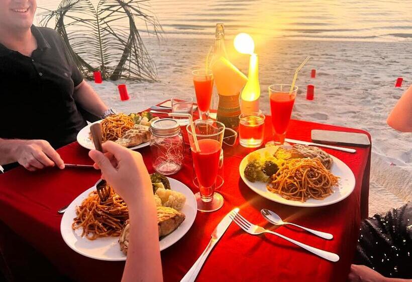 پانسیون Manta Stay Thoddoo, Maldives