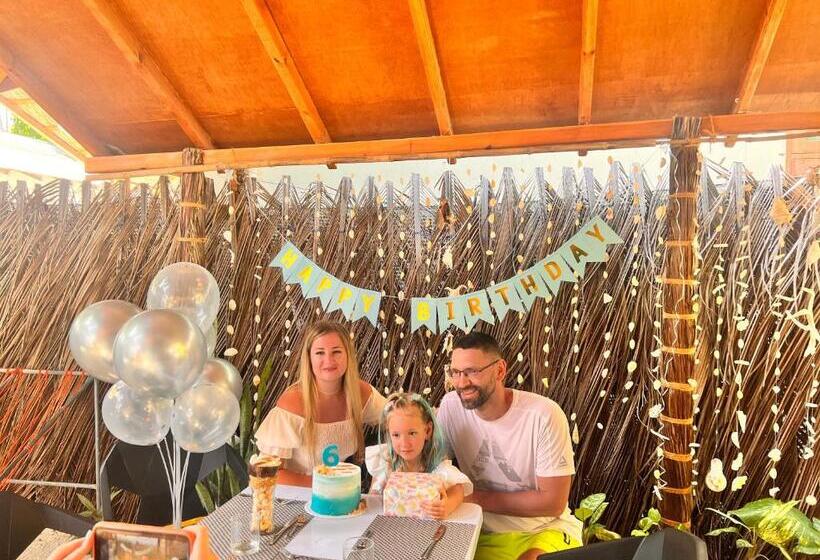 پانسیون Manta Stay Thoddoo, Maldives