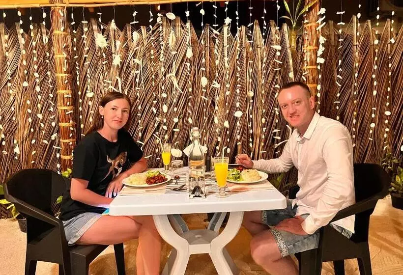 پانسیون Manta Stay Thoddoo, Maldives