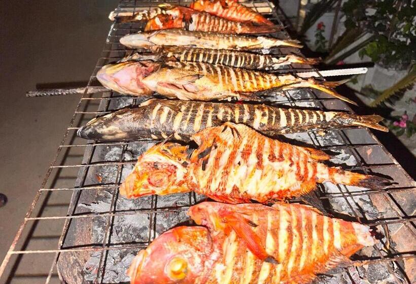 پانسیون Manta Stay Thoddoo, Maldives
