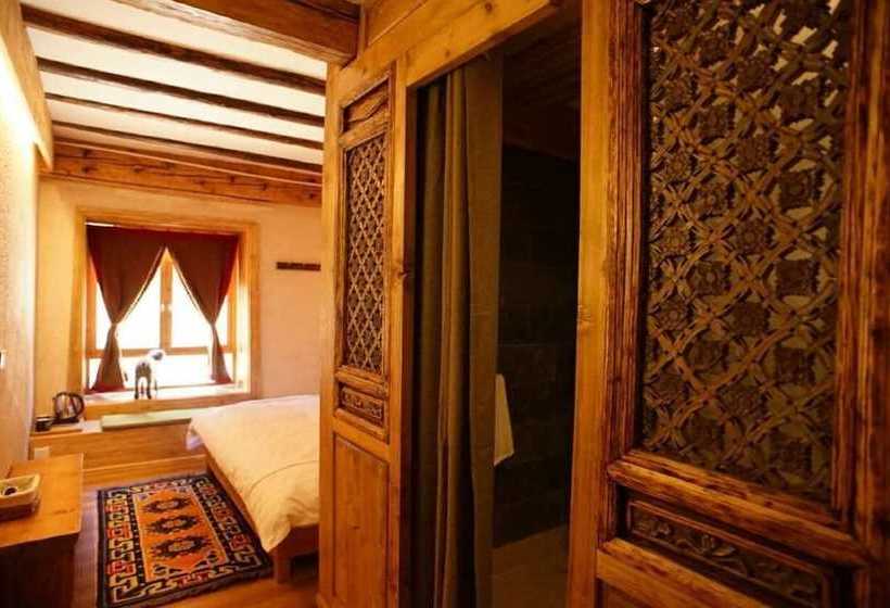 膳宿费 Tibetanstyle Courtyard