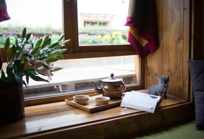 膳宿费 Tibetanstyle Courtyard