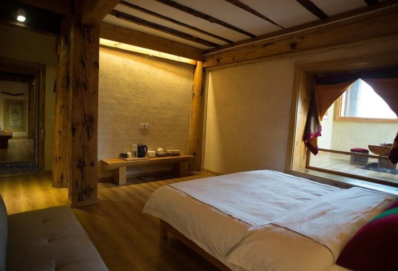 膳宿费 Tibetanstyle Courtyard