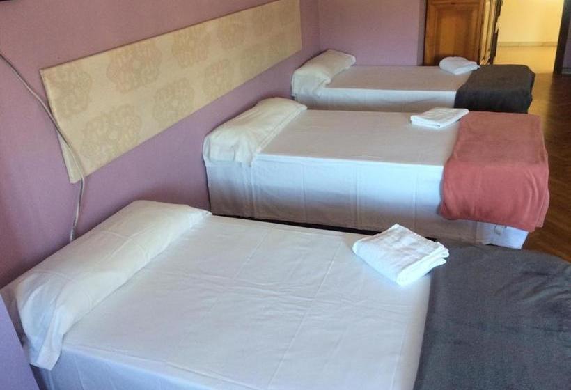 Albergue Hostal Sao Telmo