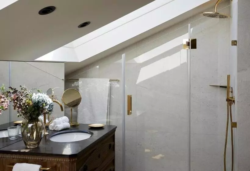 هتل Helguera Palacio Boutique & Antique