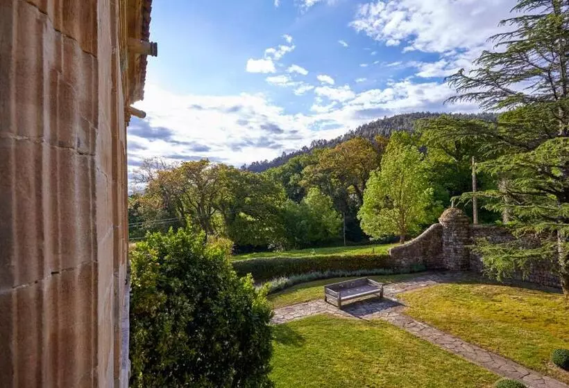 هتل Helguera Palacio Boutique & Antique