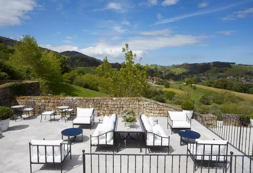 هتل Helguera Palacio Boutique & Antique