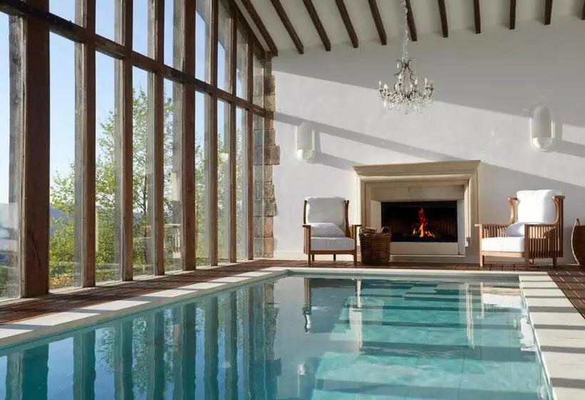 هتل Helguera Palacio Boutique & Antique